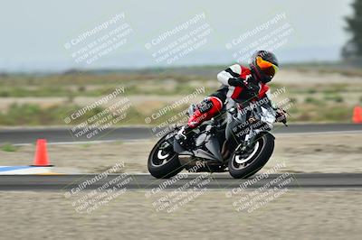 media/Apr-18-2025-TrackDaz (Fri) [[45f5874c44]]/C Group/Session 1 (Turn 7)/